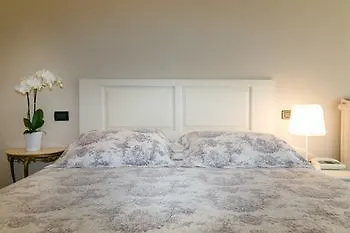 Mon Repos Szálloda 3*