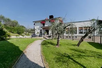 Mon Repos Szálloda Sirmione