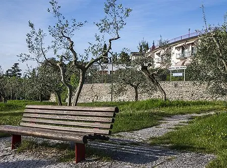 Mon Repos Отель Сирмионе